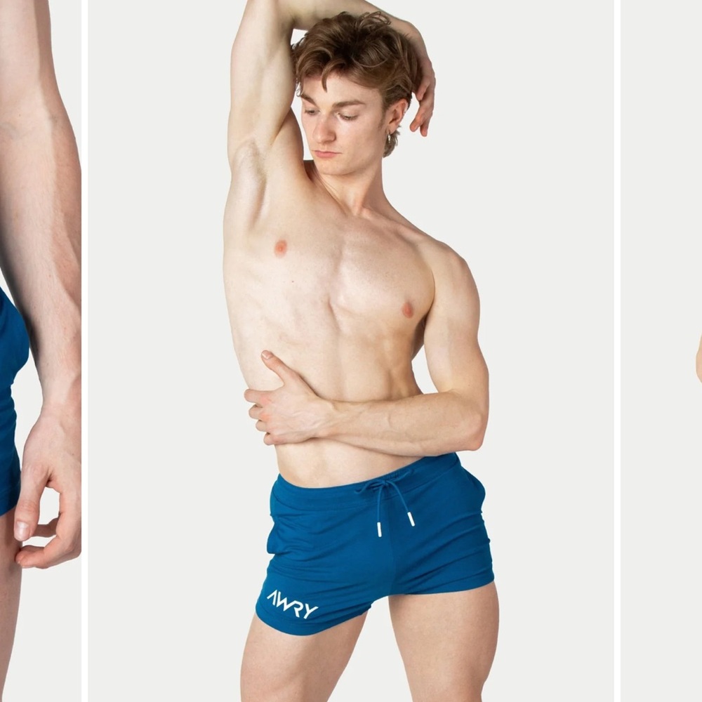 AWRY VERS Shorts